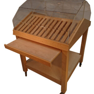 Regał na pieczywo ekspozytor na bułki Mega-M T H- 124 cm L- 80 cm G- 80 cm N