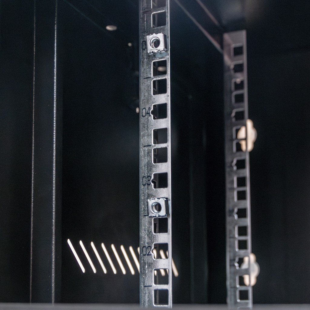 Szafa Rack NETBERG 19" 6U 300x600x400 wisząca czarny N - obrazek 7